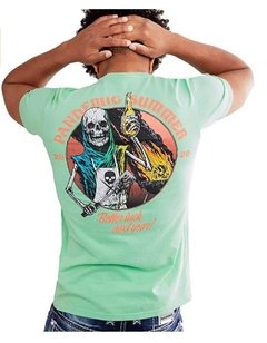 Remera Sullen Art Collective Premium Pandemic Summer en internet