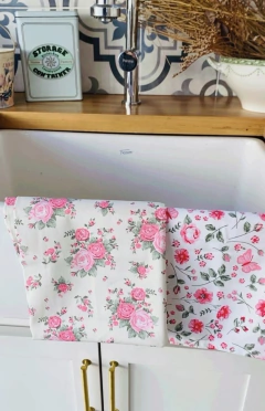 Imagen de sobre manteles/paños de tela importada shabby chic style