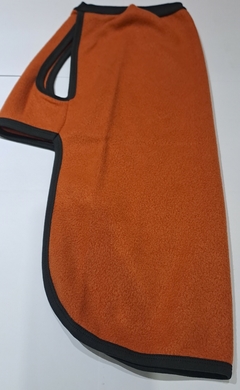 POLAR LISO TALLE 9. LARGO: 65 CMS. - BARBINCHOS PET SHOP