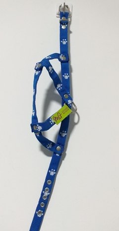 PRETAL NYLON CON PATITAS. TALLE 1 - 40 CMS