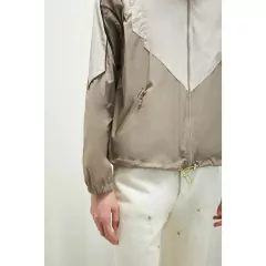 Campera New Street en internet