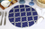 Jogo Americano Redondo Sousplat c/ Guardanapo Estampado Azul e Branco - comprar online