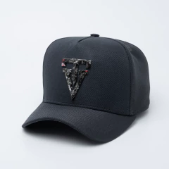 Boné Aba Curva Acrílico - Vem Tranquilo - Placa de Metal Caveira - Cinza Chumbo- REF 319