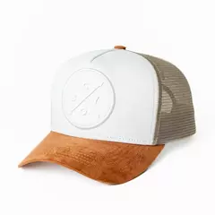 Boné ChoraBoy Aba Curva Trucker - Premium Branco/Caramelo - REF 102