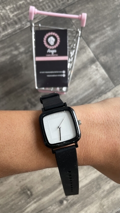 Cuadradito negro malla de silicona - comprar online