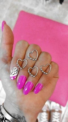 Argollita corazón bolitas
