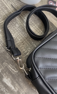 Bandolera matelase negra tira desmontable - comprar online