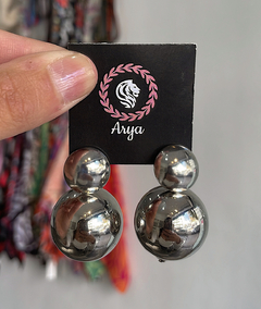 Esferas trendy plateadas - Arya complementos