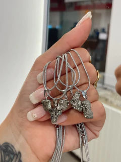 Cadena Pirita en bruto en internet