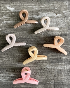 Mini broche nudito - comprar online