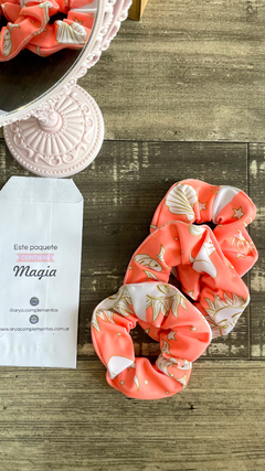 Scrunchie Salmón Mística - Lycra