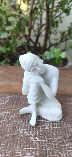 E.042 - Estátua Monge Sentado - 8 cm - Mari Plata Zen