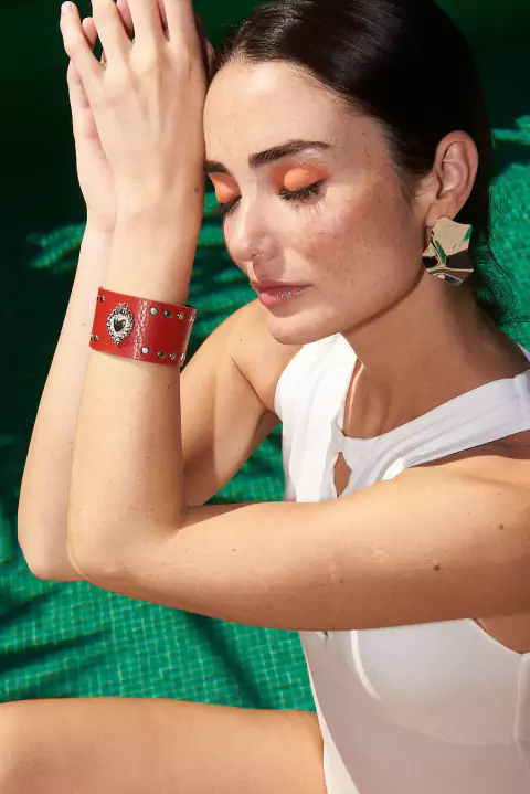 Brazalete SWEET HEART MULTITACHAS - comprar online