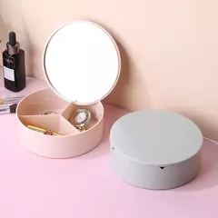 Caja organizadora con divisiones