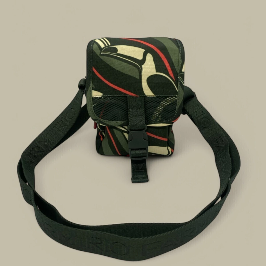 Bolsa Farm Fervo Estampada Tucanos Gráficos Inverno 25