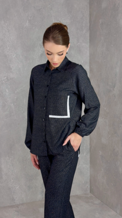 Camisa Detalhe Bolso