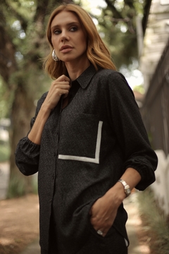 Camisa Detalhe Bolso - loja online