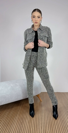 Calça Bouclé na internet