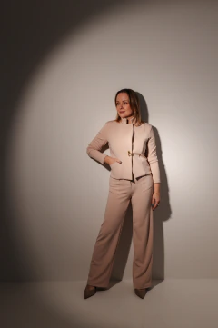 Blazer Curto Alfaiataria em Malha
