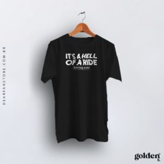 CAMISETA HAZE - 5 SECONDS OF SUMMER na internet