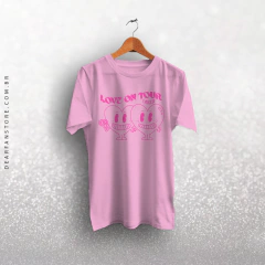 CAMISETA LOT HEARTS na internet