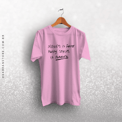 CAMISETA MONEY IS FAKE HARRY STYLES IS FOREVER na internet