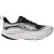 TENIS HOKA SKYFLOW FEMININO, 1155113BWHT, TREINO, ATIVIDADE FISICA, ESPORTES, LAZER, CAMINHADA, CORRIDA DE RUA, CONFORTO, AMORTECIMENTO, PROVA, PERFORMANCE, TRAIL, TRILHA, ESTRADÃO, ESTRADA, TERRENO ACIDENTADO,