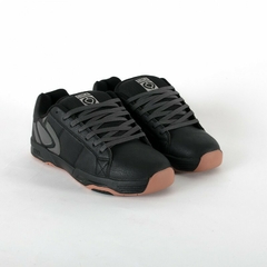 Zapatillas Circa 211 BOLD BLACK / GUM - comprar online