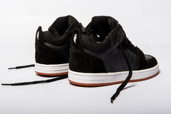 Raven Yan negro con blanco - comprar online