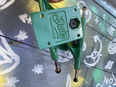 juego de trucks Dater pulidos 149mm high verdes hollow - Quiron Skate Shop