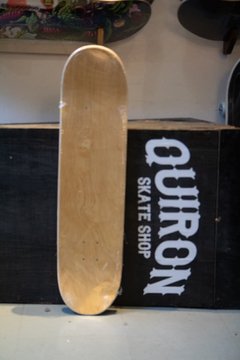 Tabla de Skate Shaman Guatambú jirafa medida 8.25 - comprar online