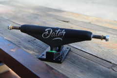 Juego de Trucks Dater negro mate 159 mm - comprar online