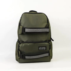 Mochila con porta skate Loop "Benny"