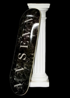 Tabla de skate Mvsevm fórmula GP (con fibra de carbono) modelo Mármol Negra