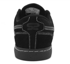 Zapatillas Spiral POW II SKATEB MEN negras costuras blancas cordones extra - Quiron Skate Shop