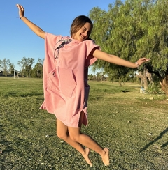 Poncho Surf Rosa Talle L