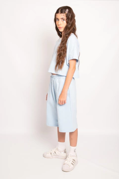 Bermuda baggy celeste talle 6