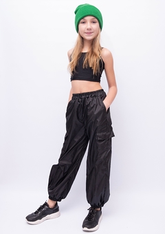 Pantalón PARACHUTE NEGRO Talle 8 SIN CAMBIO