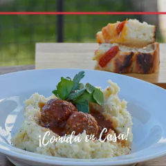 Albóndigas con Puré para 2 personas