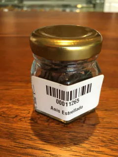 Anis Estrellado en internet