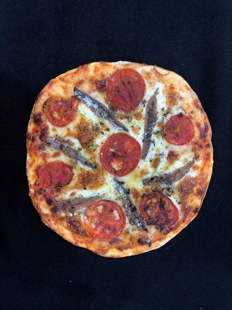 PIZZA DE ANCHOAS