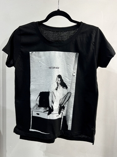 Remera bitch