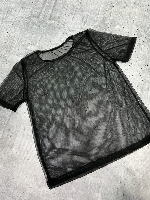 Remera crop tul black