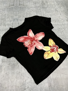 Remera orquídeas