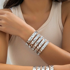 Brazalete M four