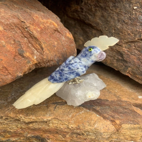 Passarinhos de Enfeite  Cacatua em Pedras Diversas - CRYSTAL RIO