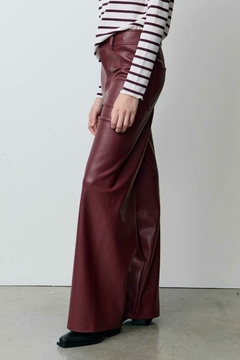 Pantalon Ecocuero Ancho / Ver - tienda online