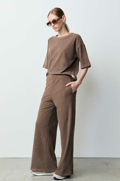 Pantalon Ancho Linea Calma / Ver