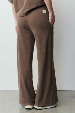 Pantalon Ancho Linea Calma / Ver en internet