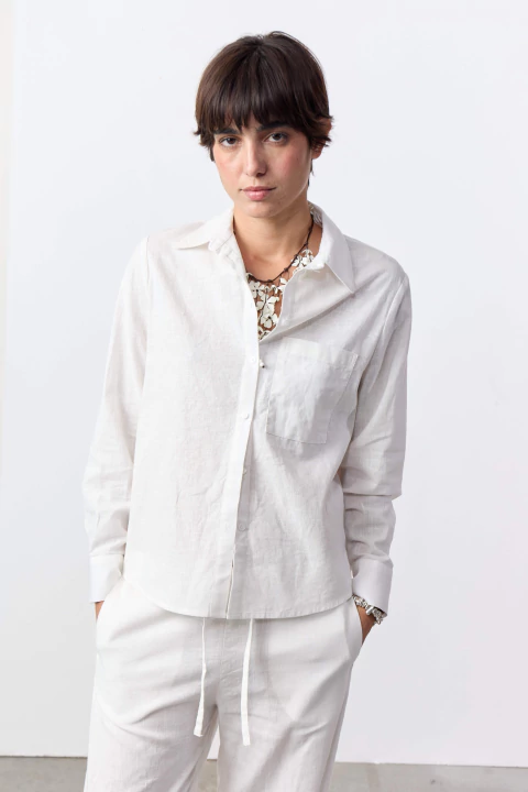 Camisa Larga con Bolsillo / VER